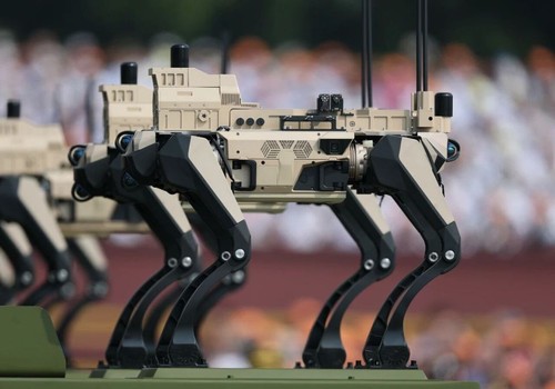 这是陆上无人作战方队的装备。新华社记者 鲁金博 摄